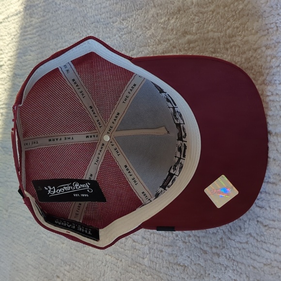 Goorin Bros Fury Animal Farm Snapback Trucker Hat - Picture 6 of 6